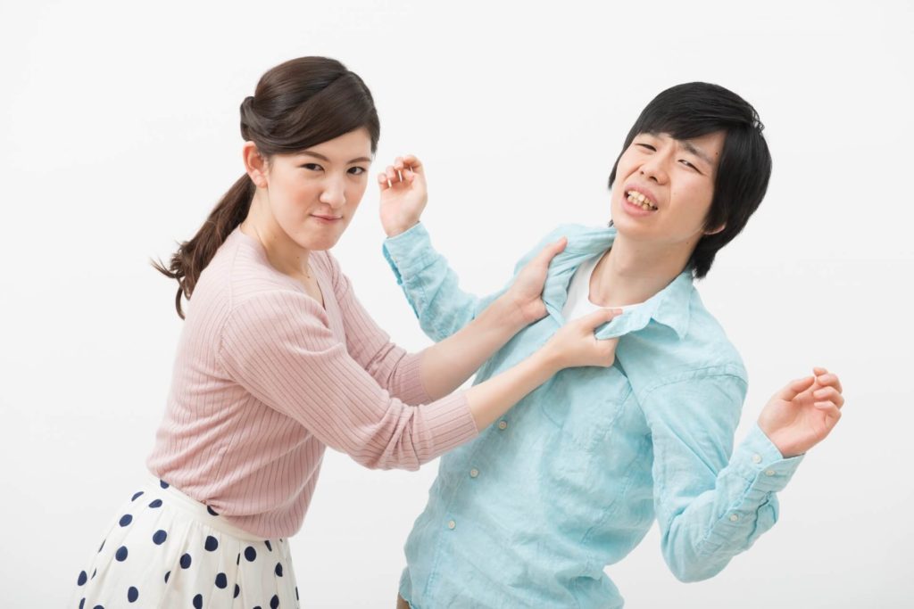 旦那　無駄遣い